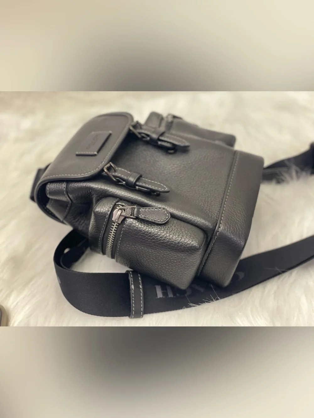 NWT Coach Sprint Sling Pack Leather CBF63 in Black
